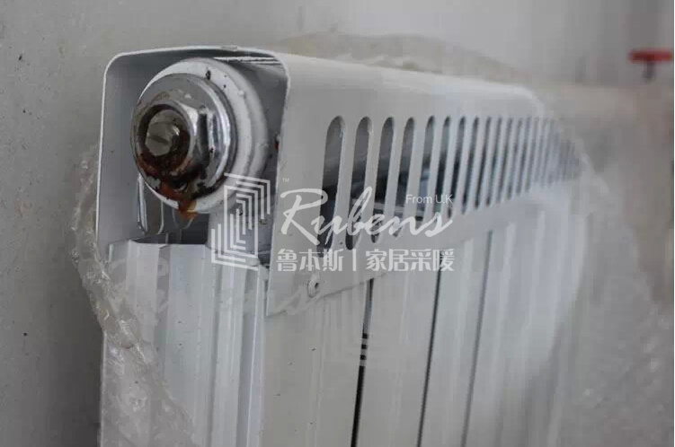 91视频APP污下载：暖氣片安裝圖文教程攻略1